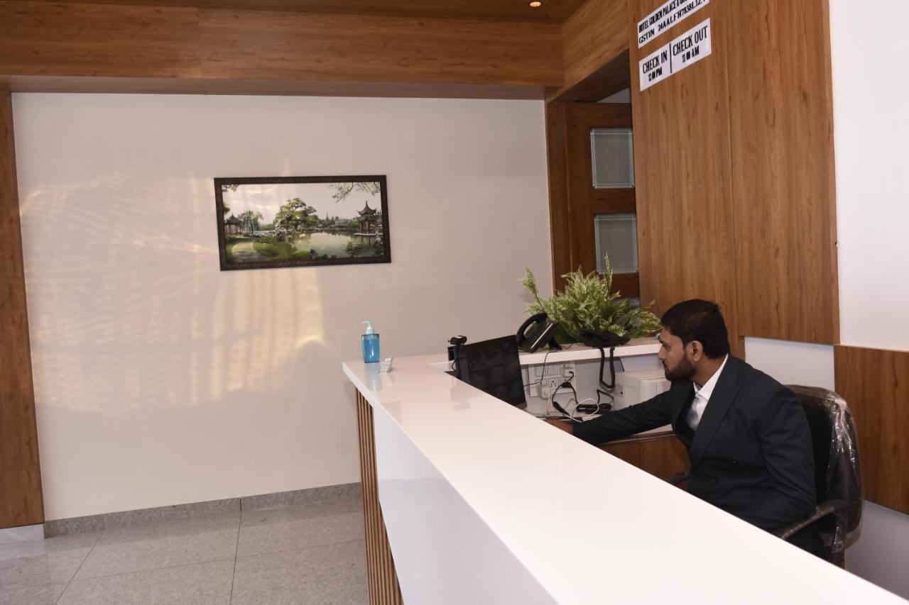 Hotel Golden Palace & Rooms Hālol Dış mekan fotoğraf
